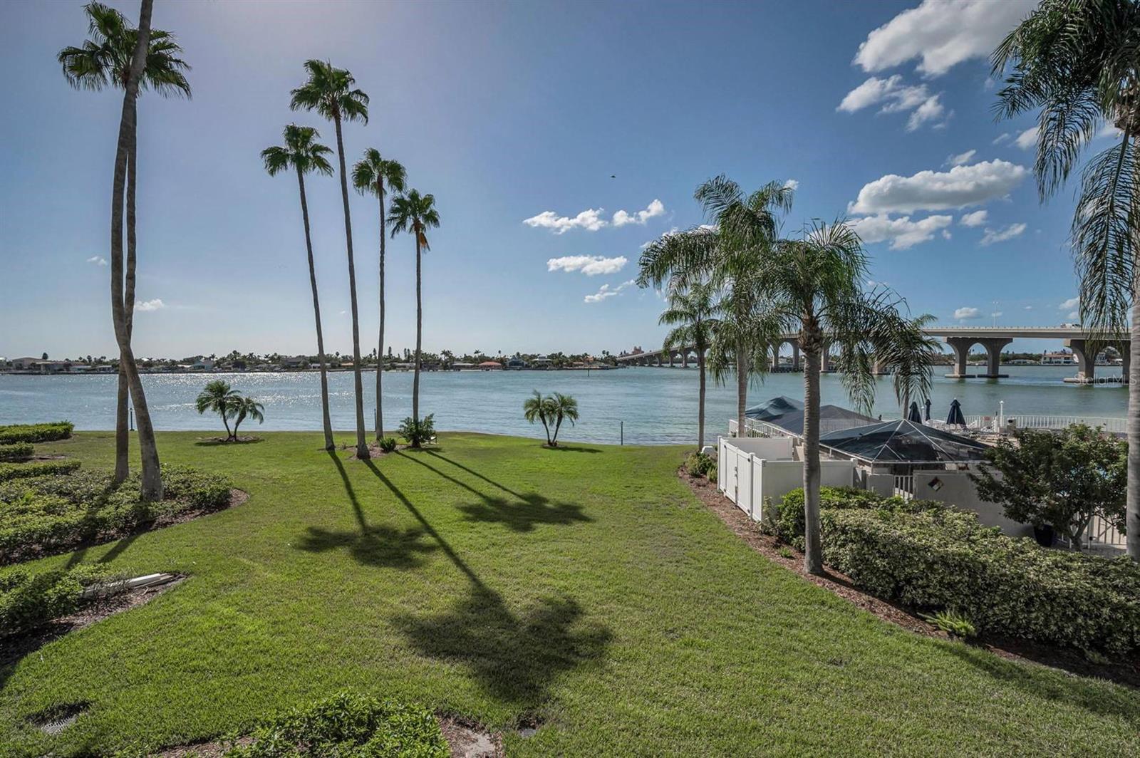 5901 BAHIA DEL MAR CIR #223, ST PETERSBURG, FL — photo 51