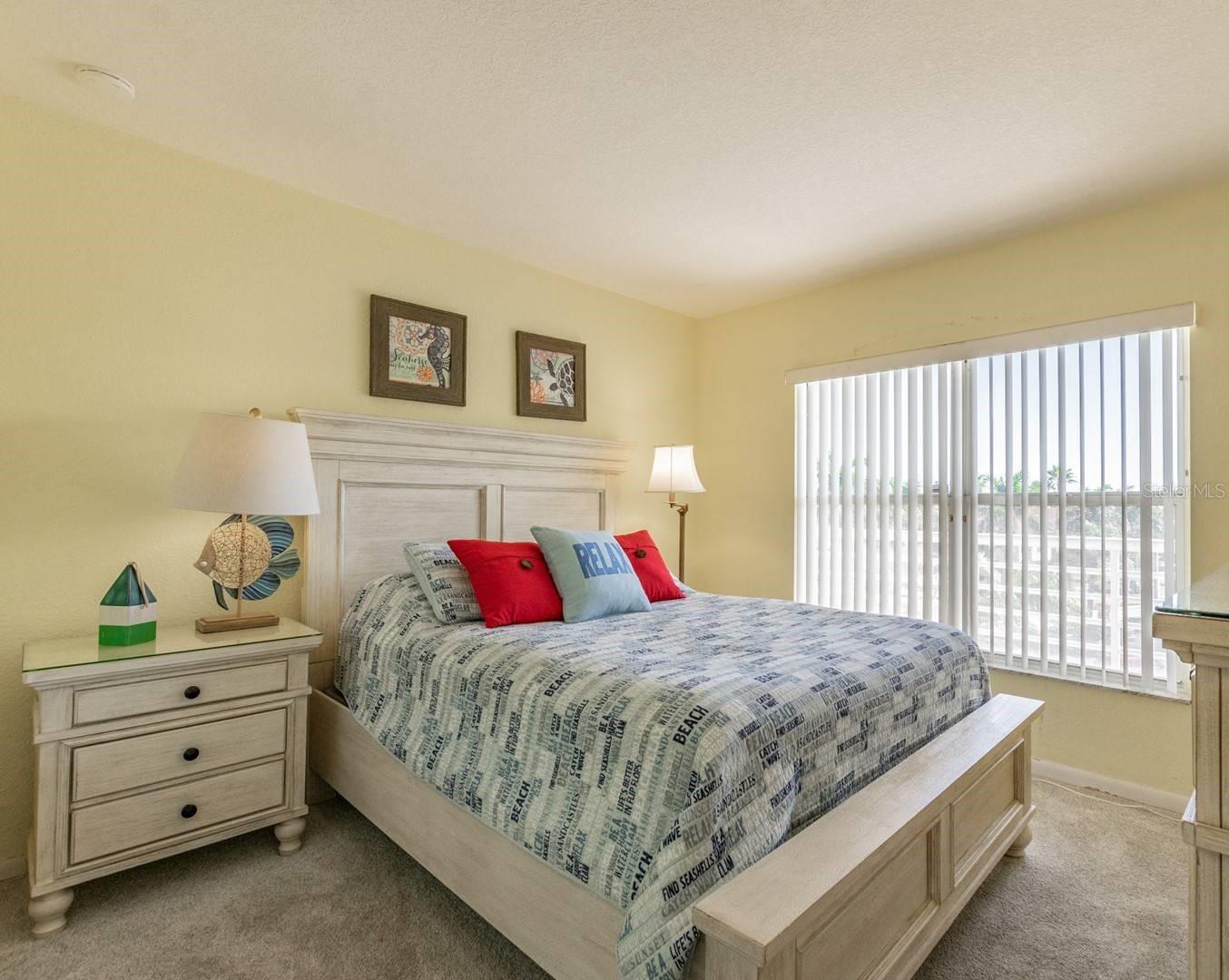 5901 BAHIA DEL MAR CIR #422, ST PETERSBURG, FL — photo 21
