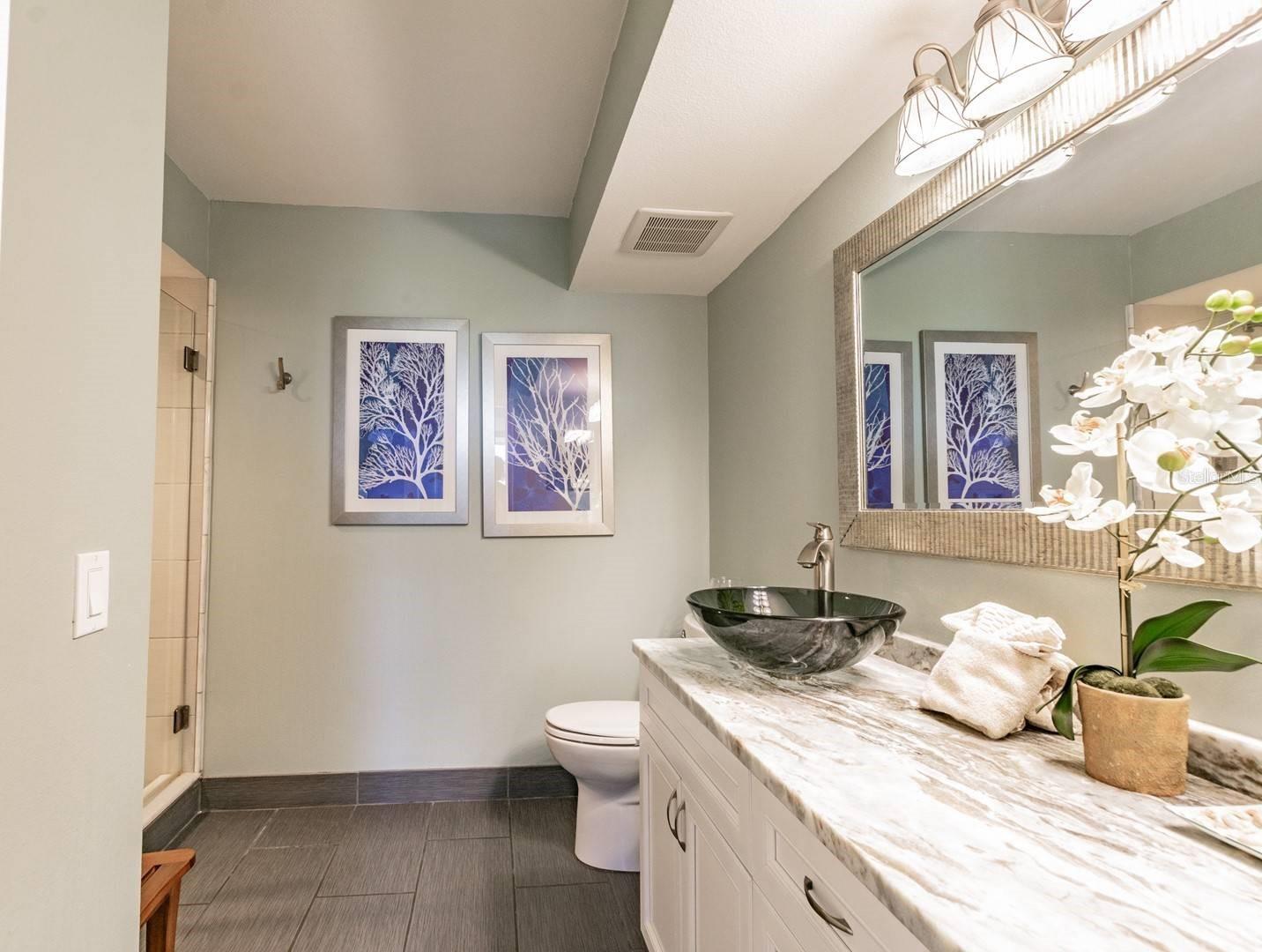 5901 BAHIA DEL MAR CIR #422, ST PETERSBURG, FL — photo 23