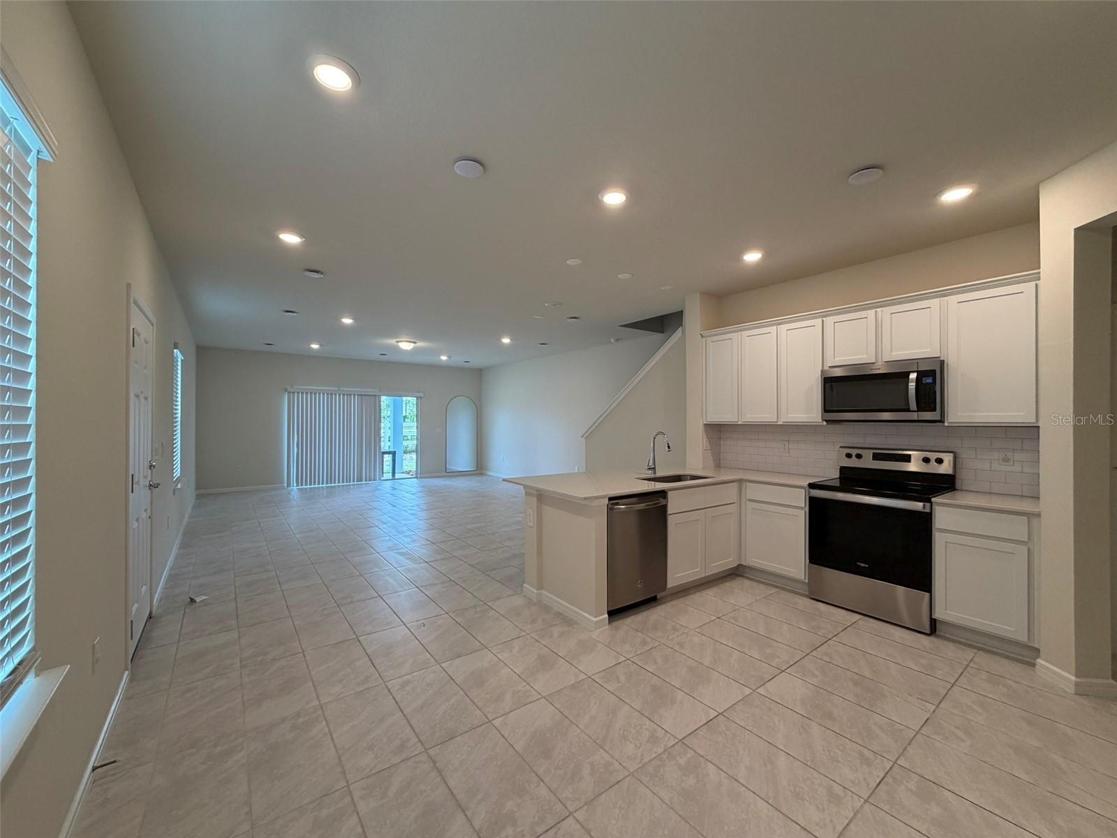 2803 STUNNING AVE, DAVENPORT, FL — photo 6