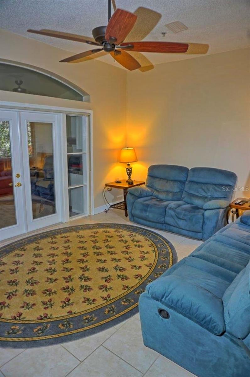 2051 VISTA DEL SOL CIR #202, LUTZ, FL — photo 12