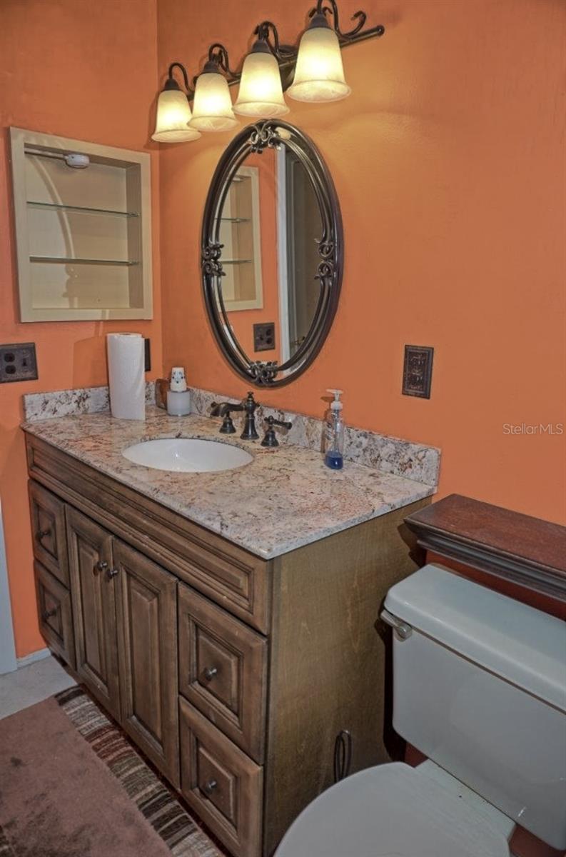 2051 VISTA DEL SOL CIR #202, LUTZ, FL — photo 29