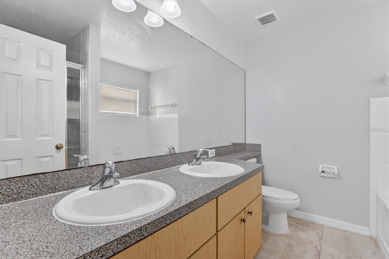 931 EMERALD GREEN CT, KISSIMMEE, FL — photo 29