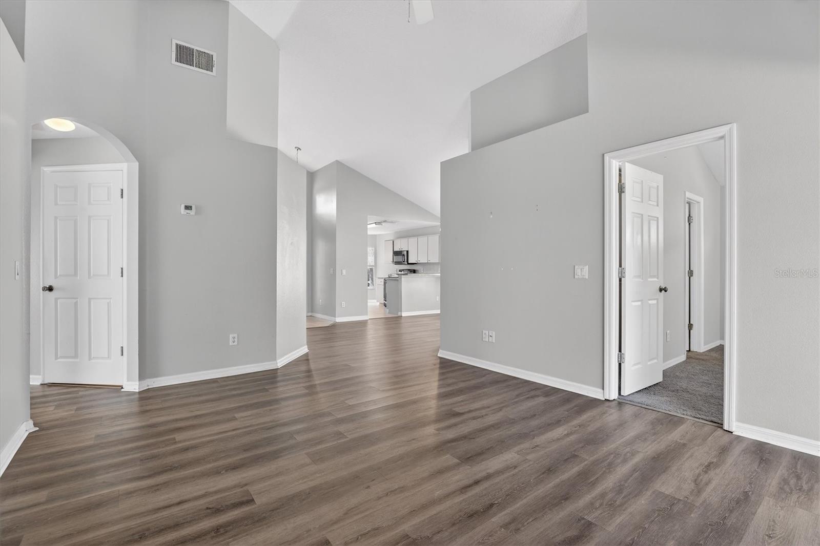 931 EMERALD GREEN CT, KISSIMMEE, FL — photo 11