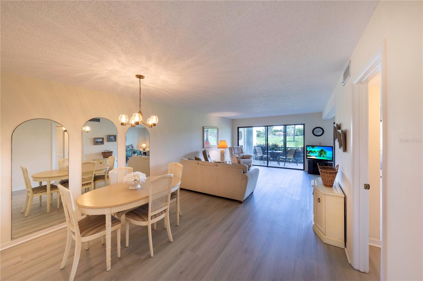 696 BIRD BAY DR W #138, VENICE, FL — photo 4