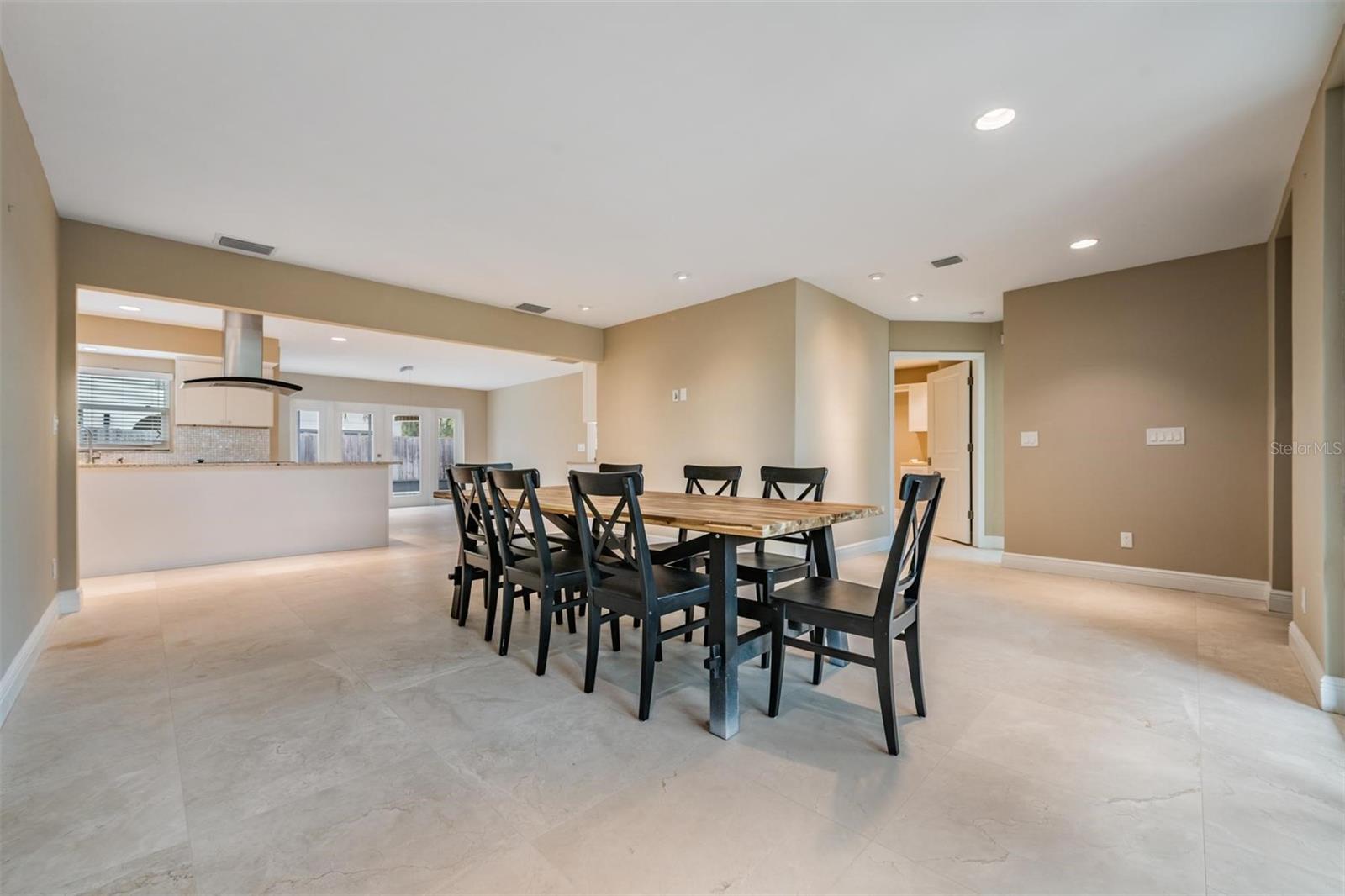 4909 W DRYAD ST, TAMPA, FL — photo 8