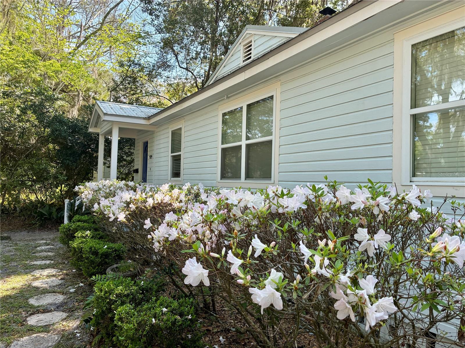 929 NE 7TH AVE, GAINESVILLE, FL — photo 46