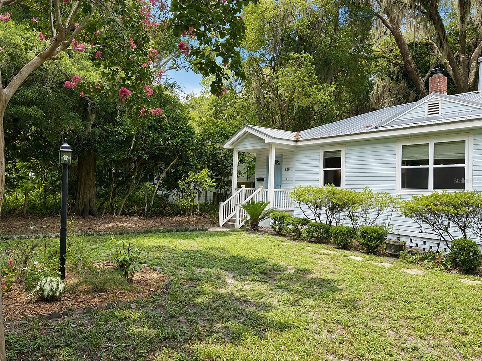 929 NE 7TH AVE, GAINESVILLE, FL — photo 2