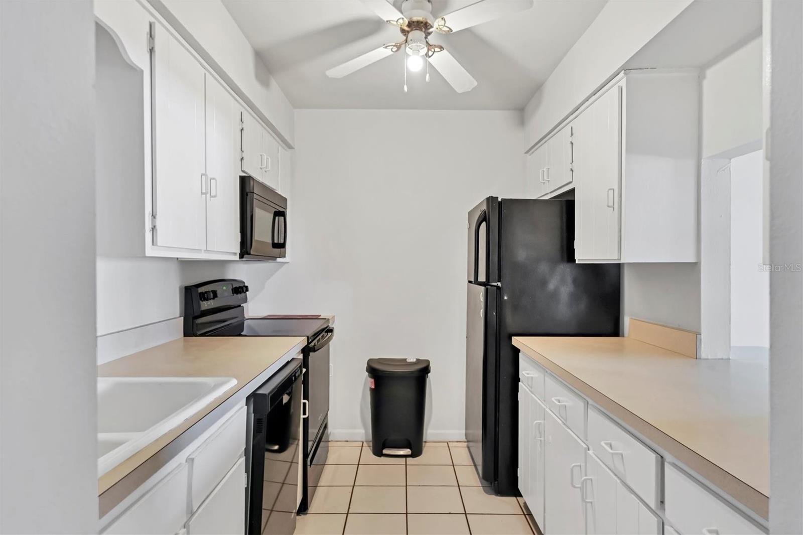 5503 FOUNTAIN LAKE CIR #A204, BRADENTON, FL — photo 11