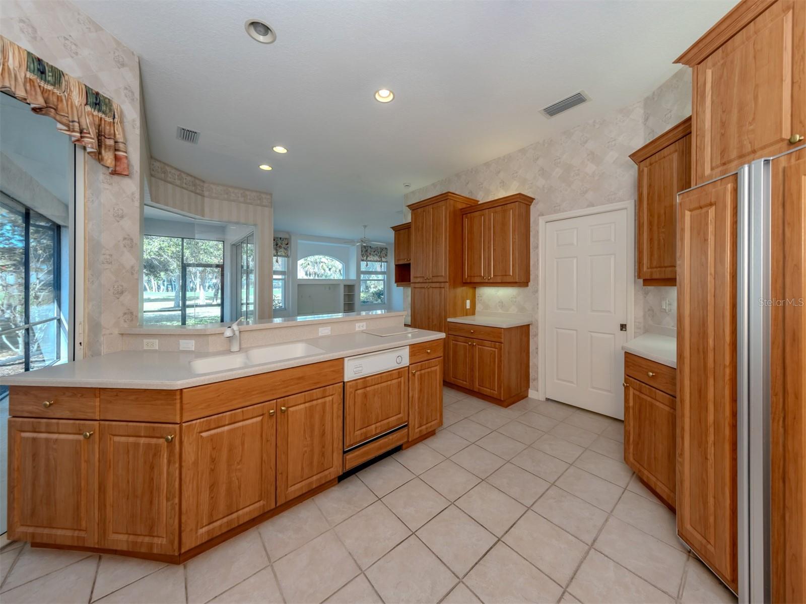 2139 CALUSA LAKES BLVD, NOKOMIS, FL — photo 10