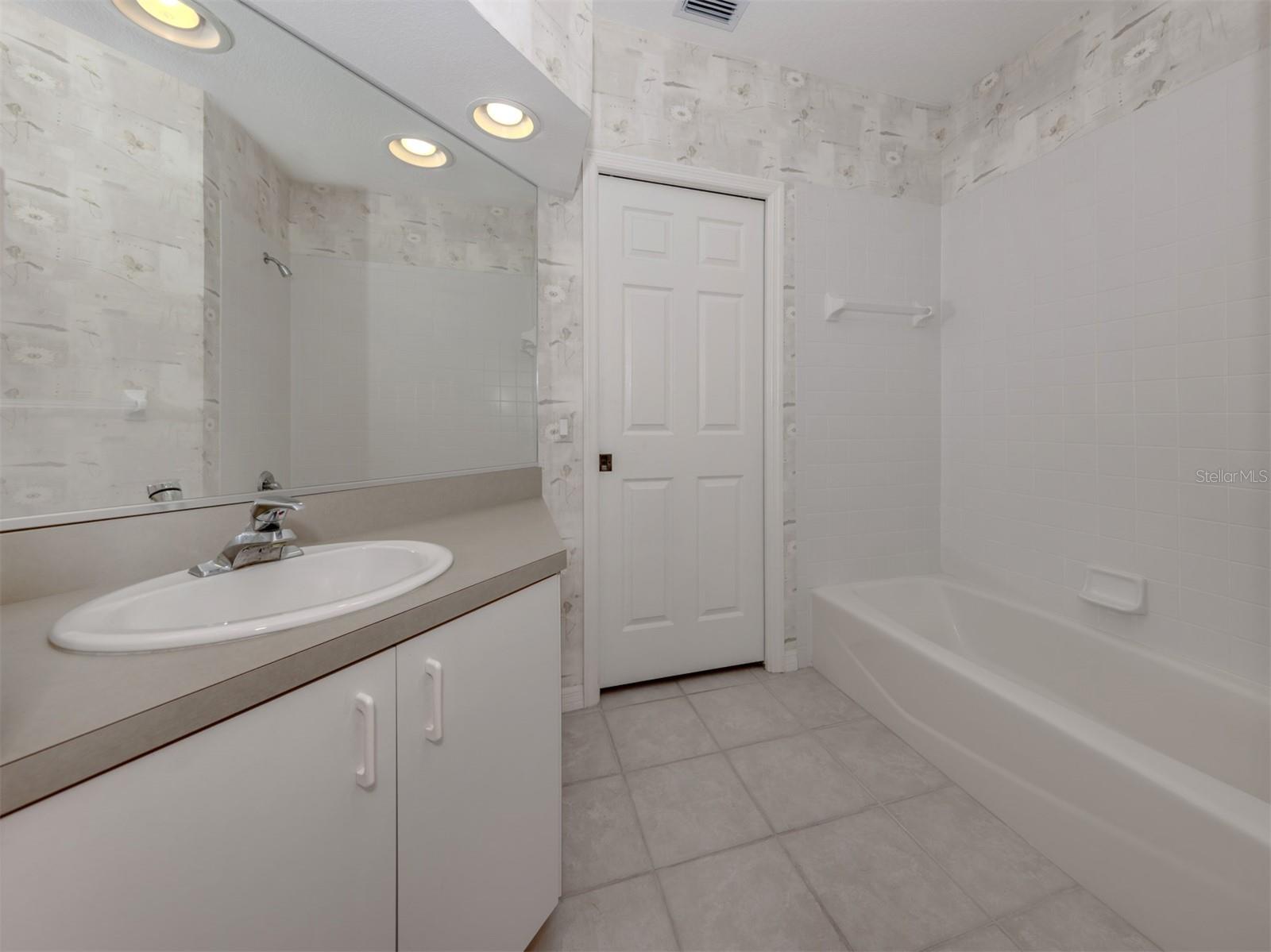2139 CALUSA LAKES BLVD, NOKOMIS, FL — photo 24