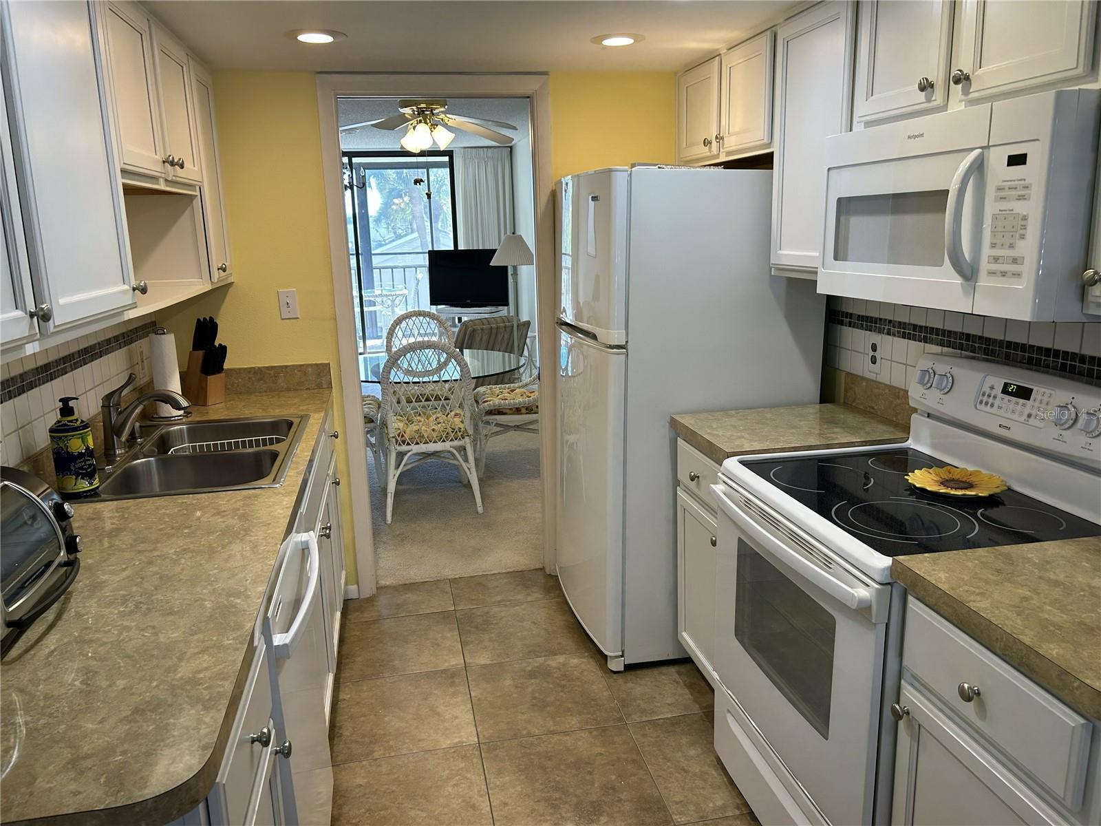 1316 PASADENA AVE S #202, SOUTH PASADENA, FL — photo 5