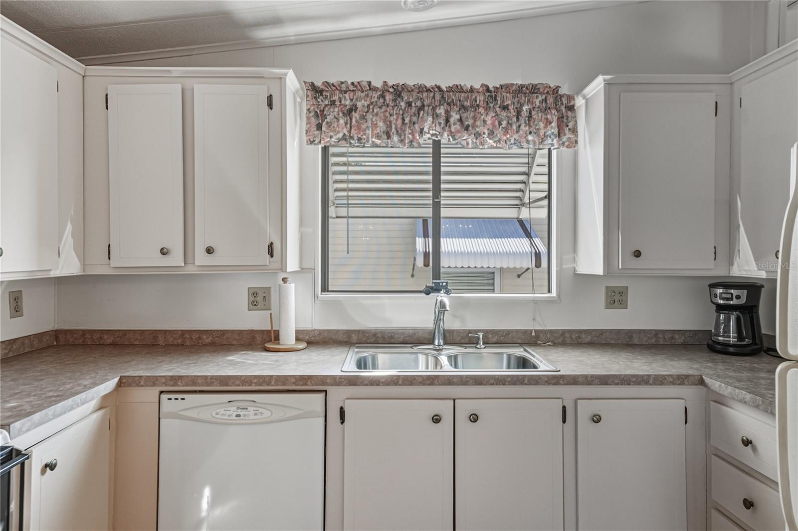 35025 MCCULLOUGHS LEAP, ZEPHYRHILLS, FL — photo 17