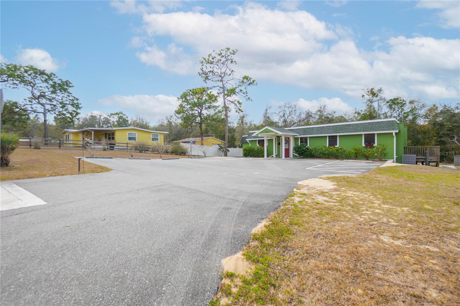 11840 N ANGUS HILLS TER, DUNNELLON, FL — photo 3