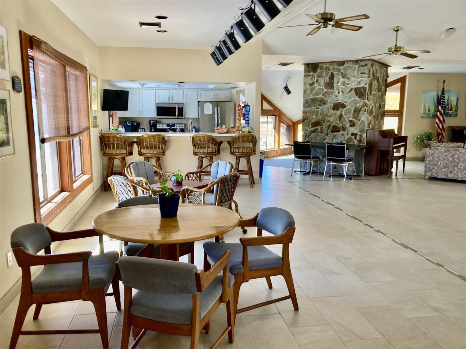 6002 OAK CREEK LN #1925, BRADENTON, FL — photo 30