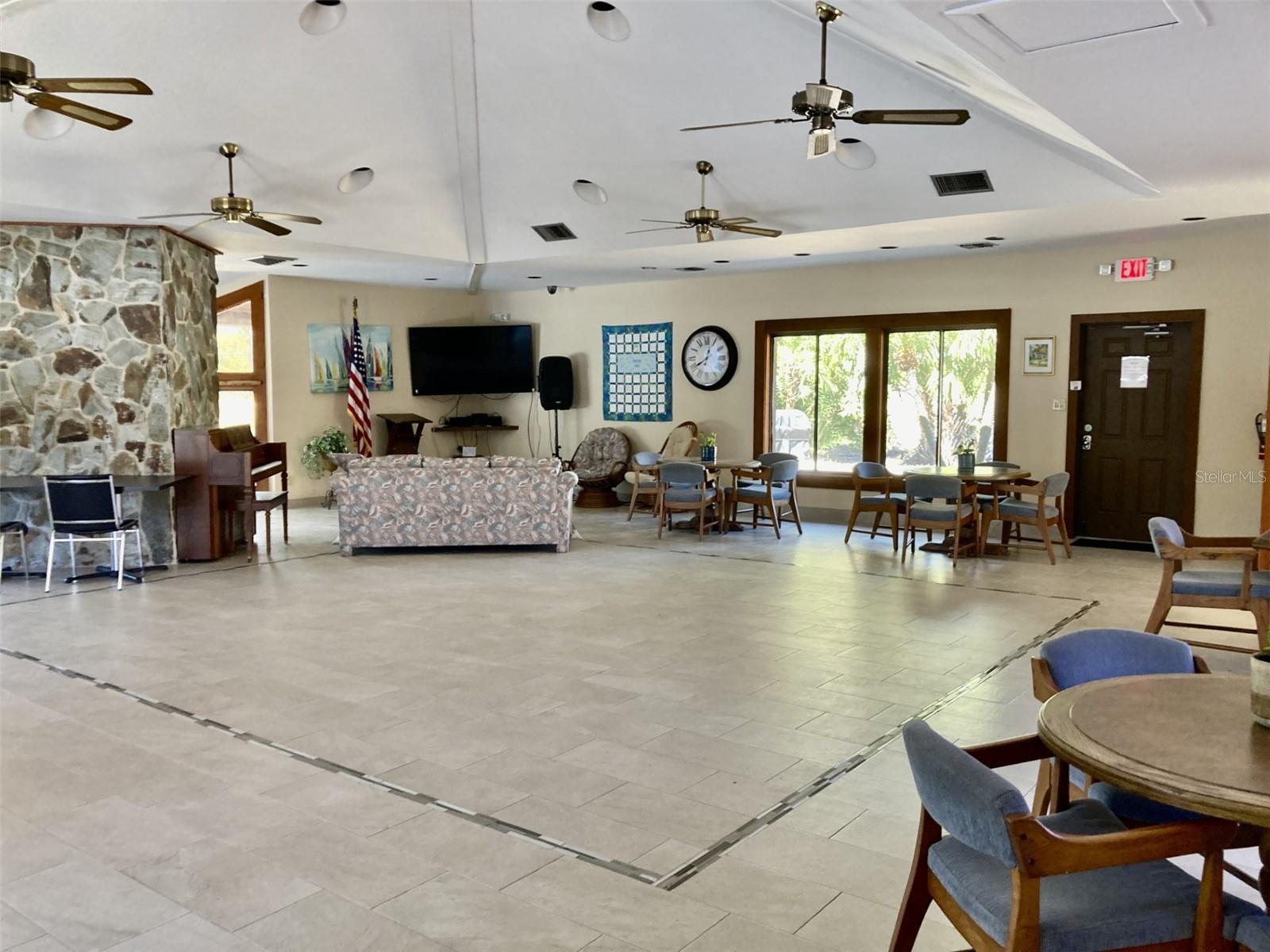 6002 OAK CREEK LN #1925, BRADENTON, FL — photo 32