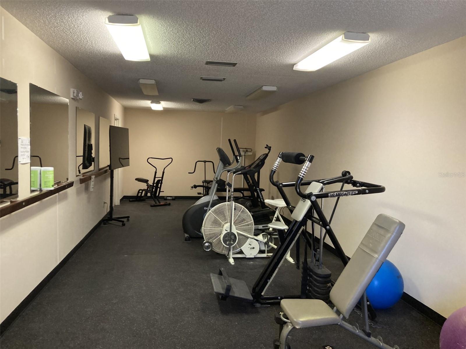 6002 OAK CREEK LN #1925, BRADENTON, FL — photo 35