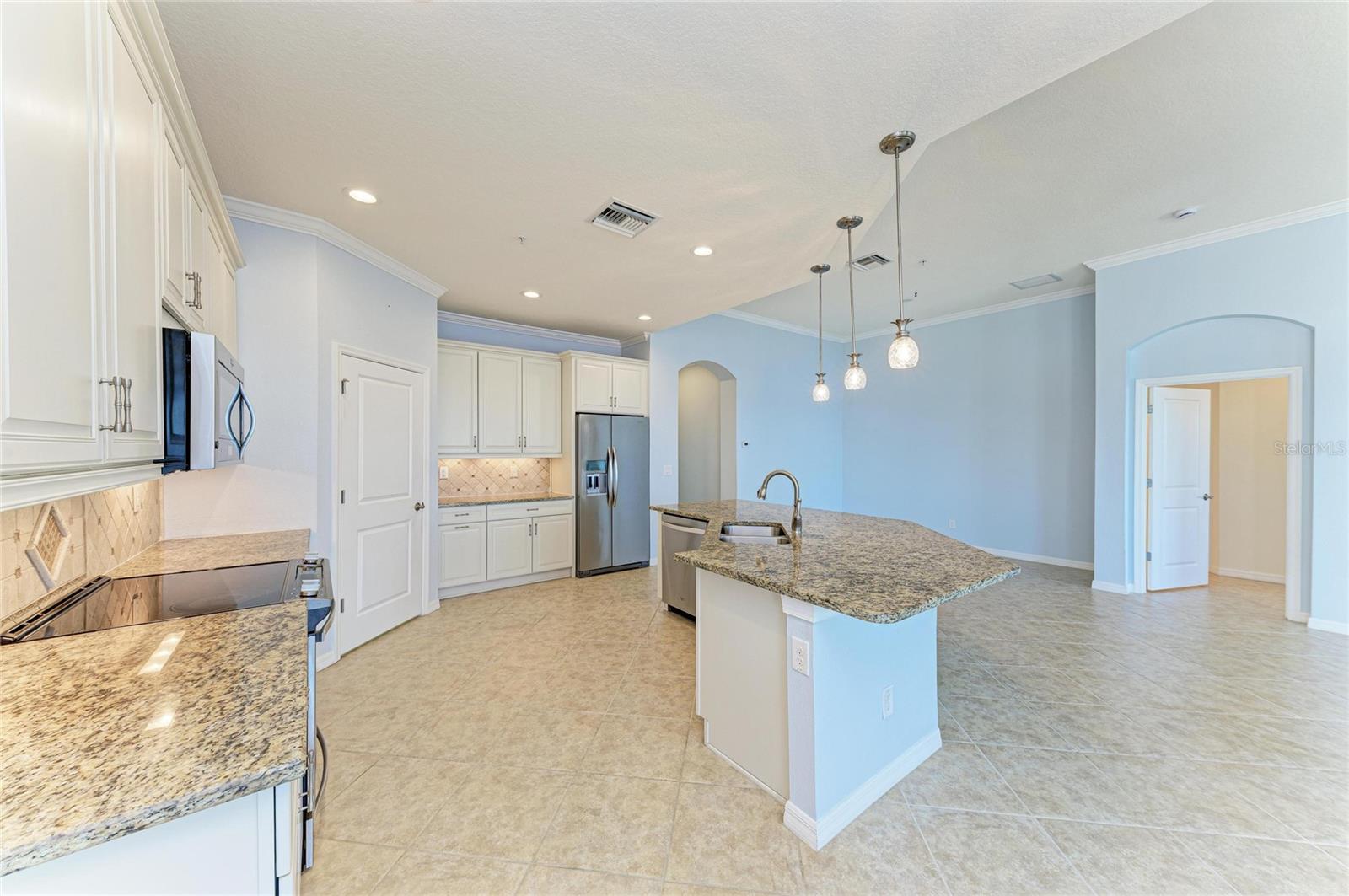 1246 RIVERSCAPE ST, BRADENTON, FL — photo 38