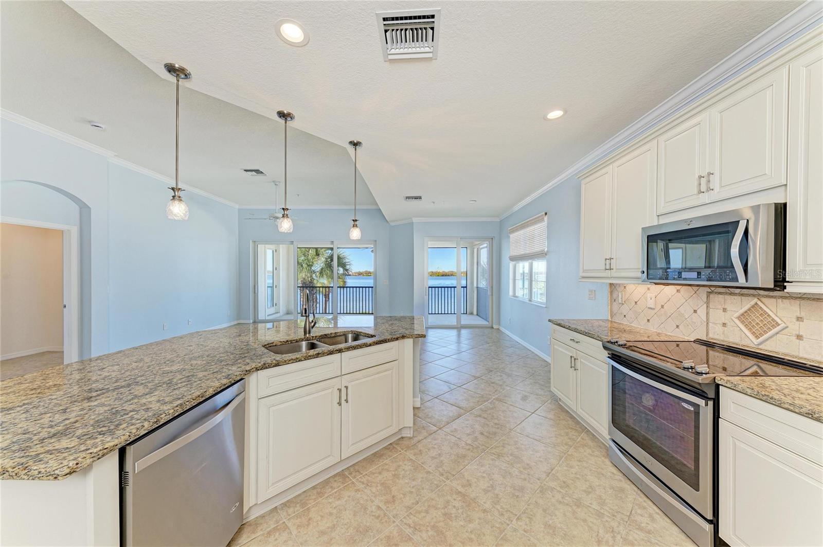 1246 RIVERSCAPE ST, BRADENTON, FL — photo 44