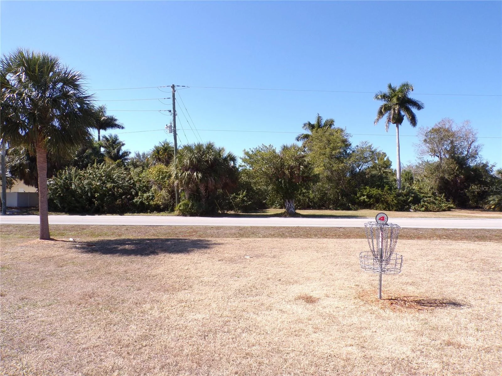 711 COOPER ST, PUNTA GORDA, FL — photo 2