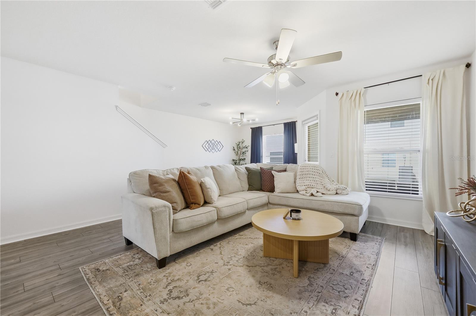 1675 WYNFORD CIR, TAVARES, FL — photo 33