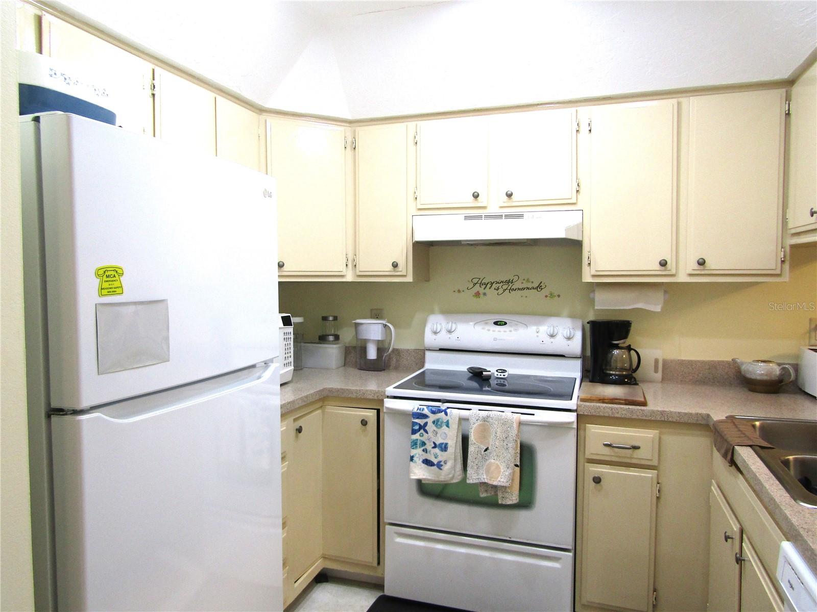 4628 RINGWOOD MDW #26, SARASOTA, FL — photo 3
