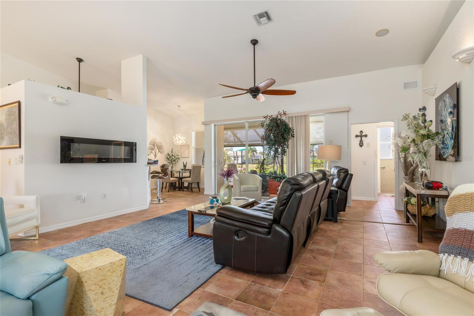 245 ROTONDA BLVD N, ROTONDA WEST, FL — photo 8