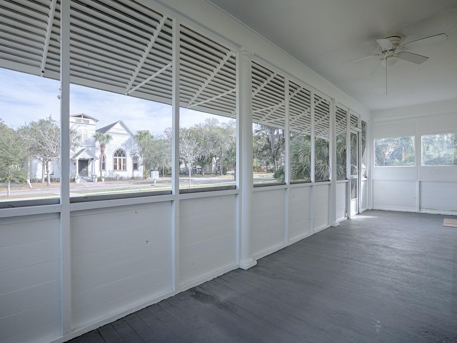 422 E CITRUS AVE, EUSTIS, FL — photo 86