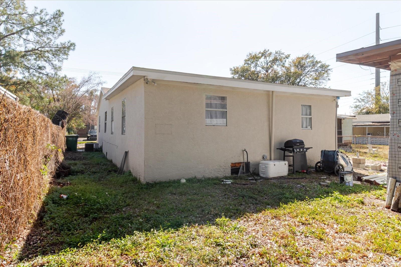 2006 STUART ST, TAMPA, FL — photo 21