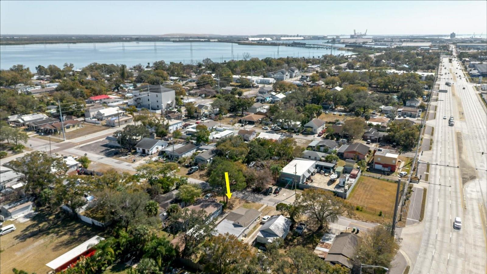 2006 STUART ST, TAMPA, FL — photo 35