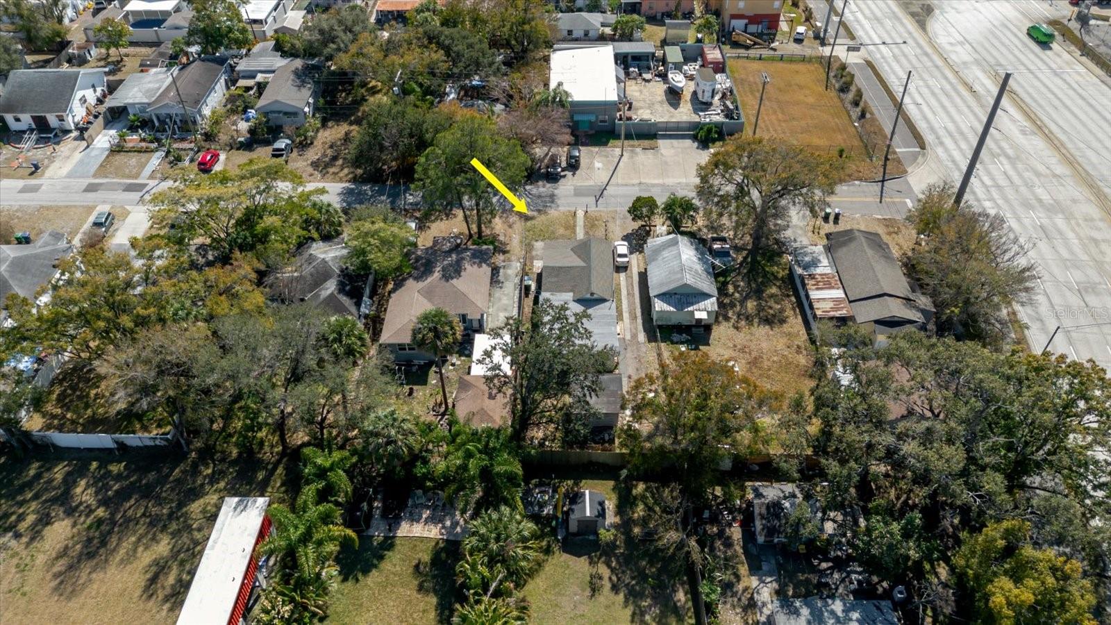 2006 STUART ST, TAMPA, FL — photo 44