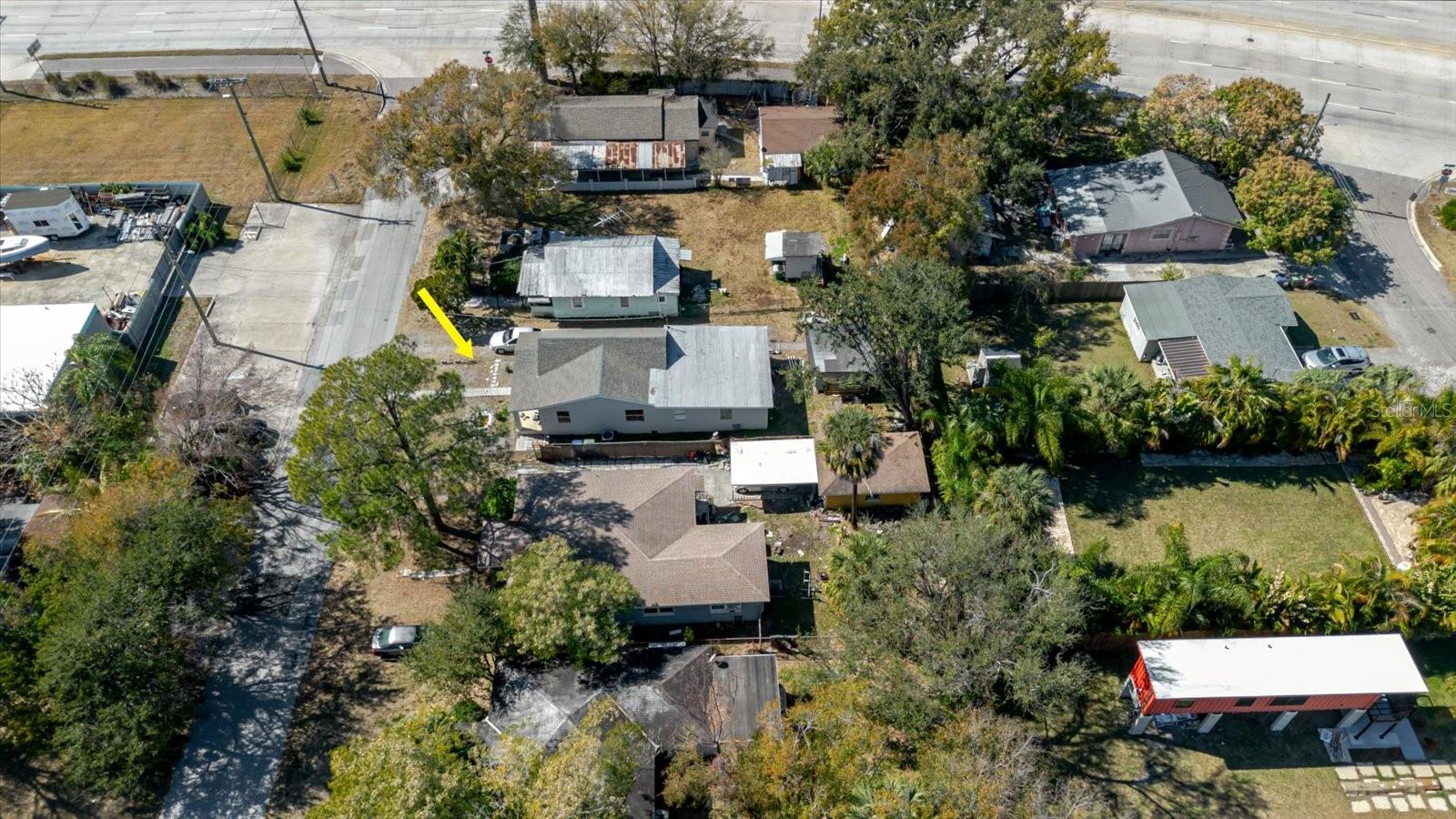 2006 STUART ST, TAMPA, FL — photo 46