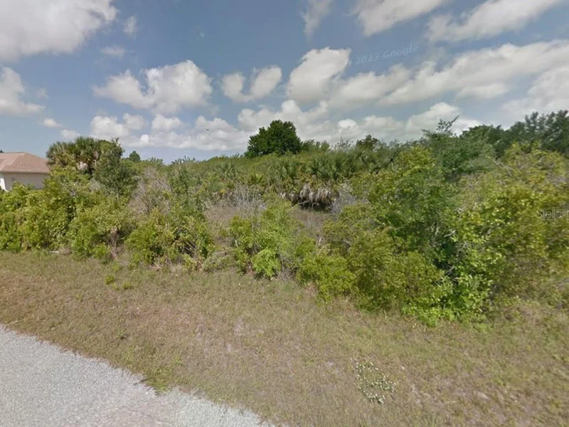 9319 SNAPPER CIR, PORT CHARLOTTE, FL