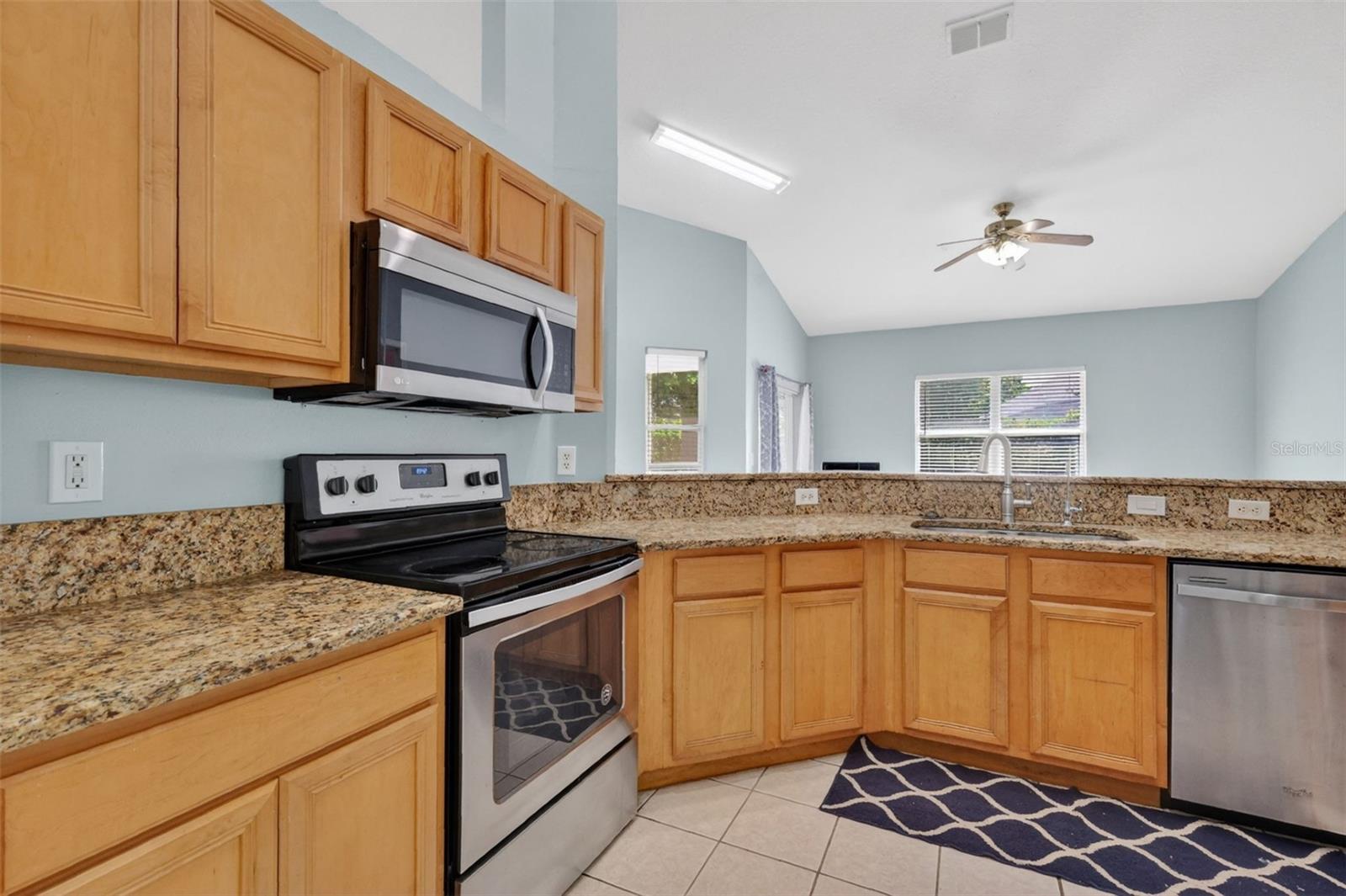 39914 SUNBEAM WAY, LADY LAKE, FL — photo 132