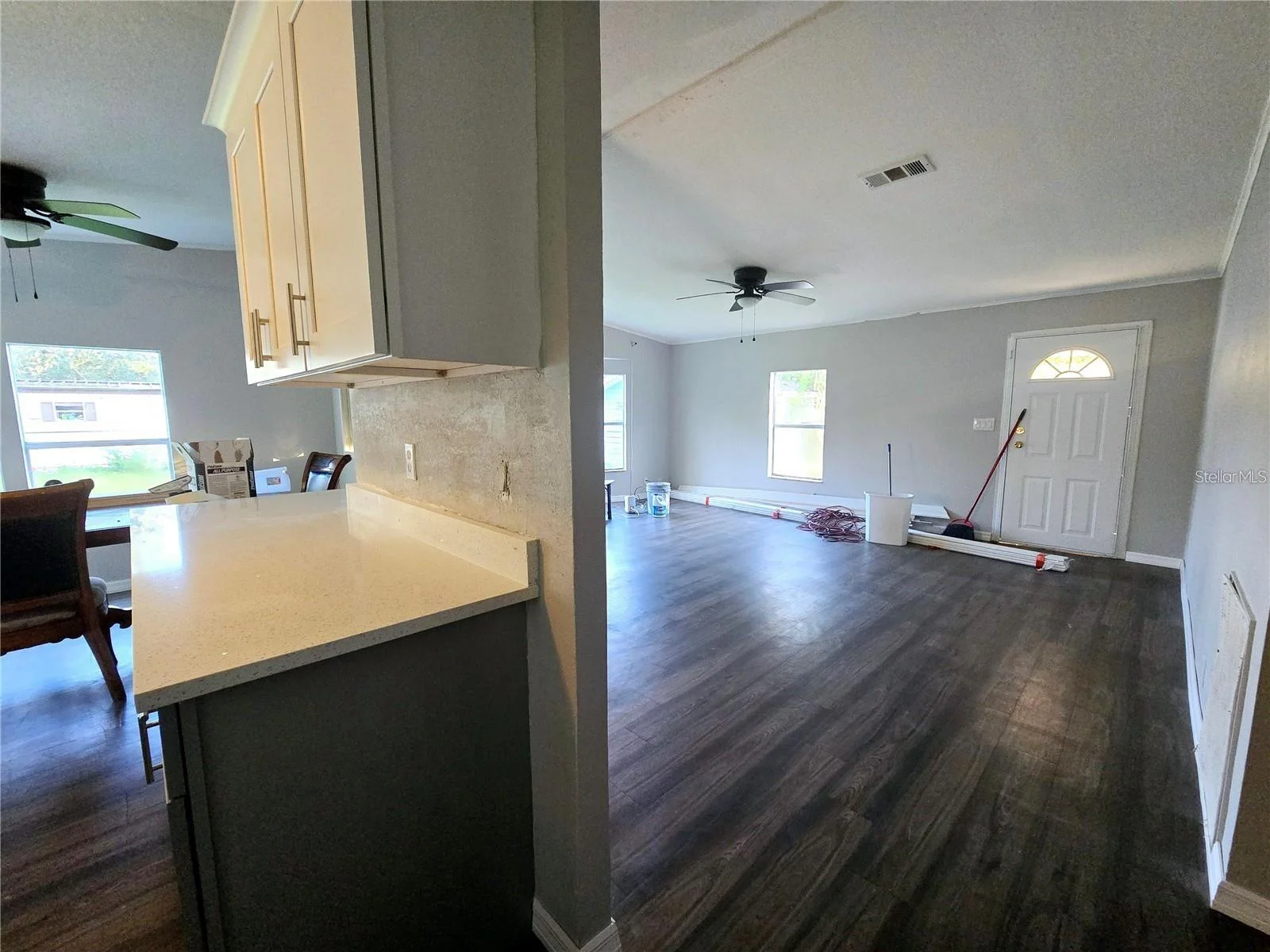 208 PINE TREE TRAIL, CRESCENT CITY, FL — photo 8