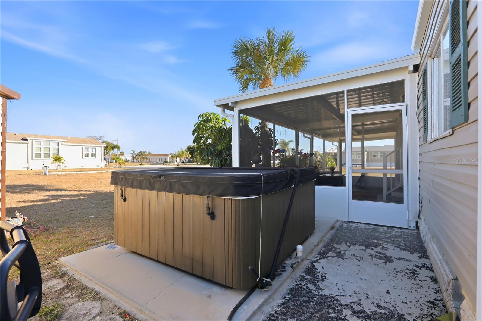 1427 SANDERLING DR, ENGLEWOOD, FL — photo 4