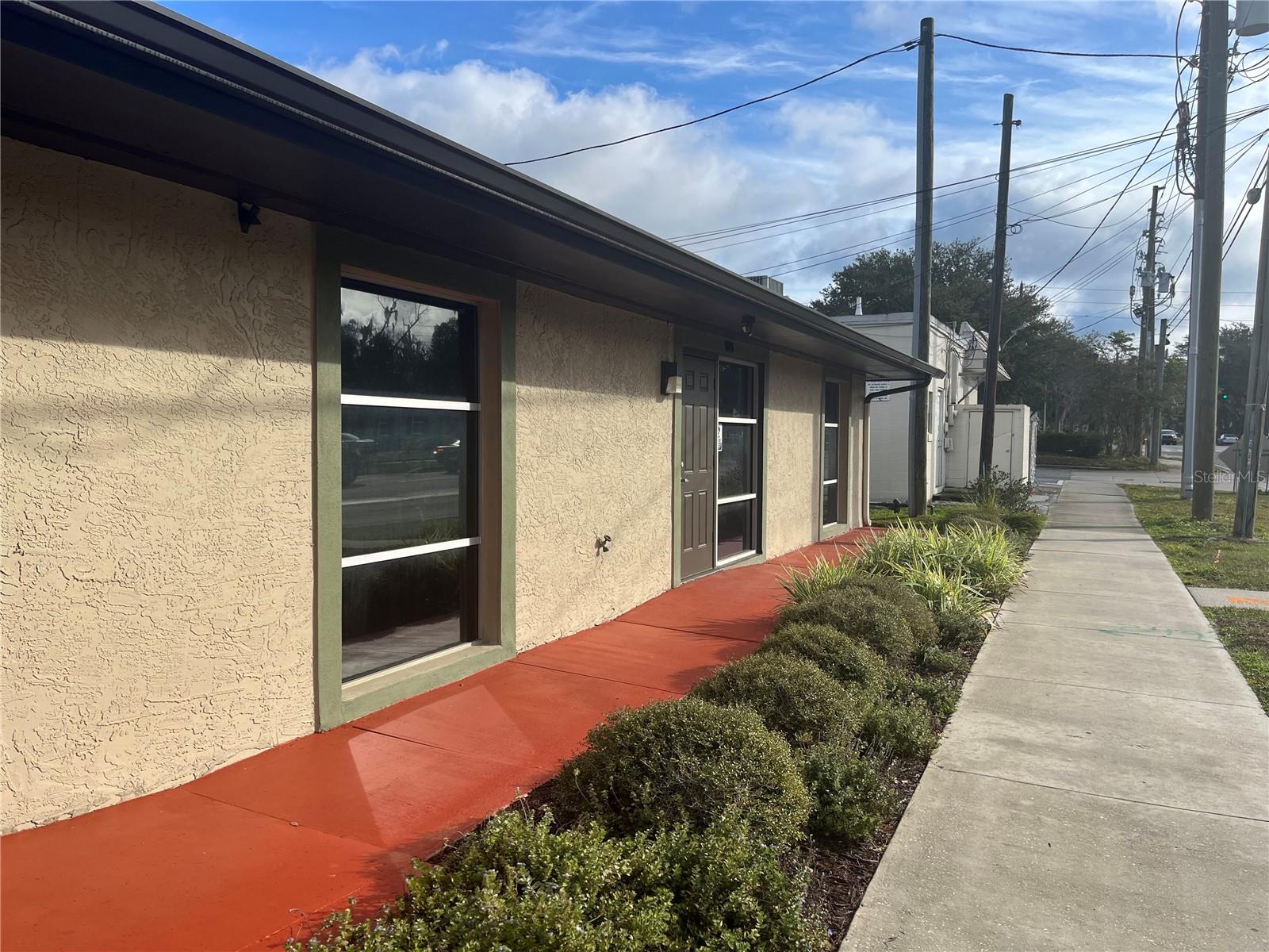 125 W PLYMOUTH AVE, STE. 121 RD #121, DELAND, FL