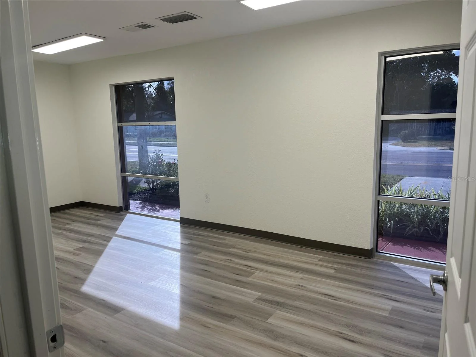125 W PLYMOUTH AVE, STE. 121 RD #121, DELAND, FL — photo 17