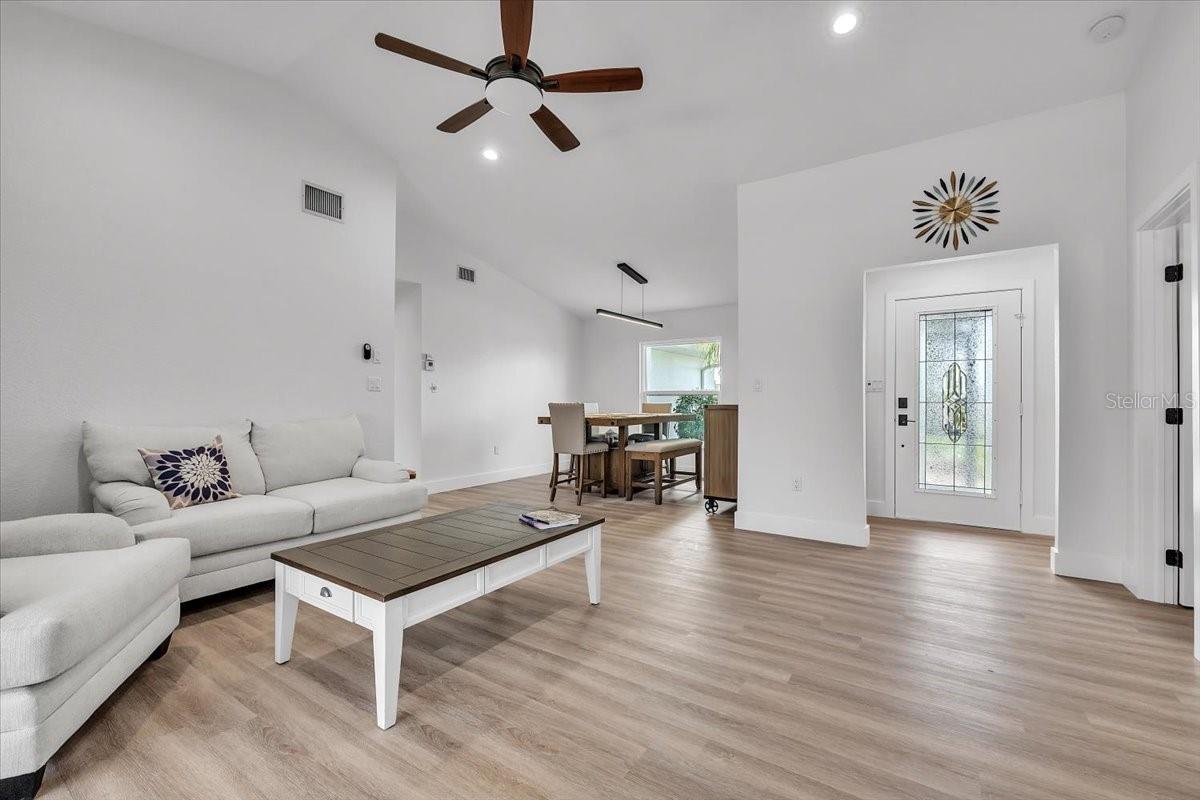 840 VIA TUNIS, PUNTA GORDA, FL — photo 4
