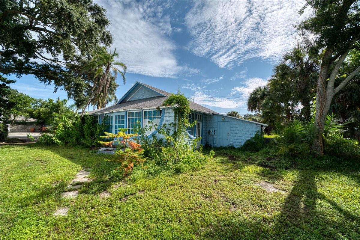 1040 BROADWAY, DUNEDIN, FL — photo 35