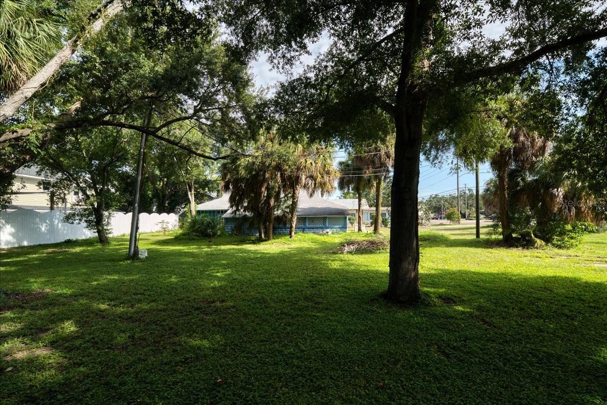 1040 BROADWAY, DUNEDIN, FL — photo 40