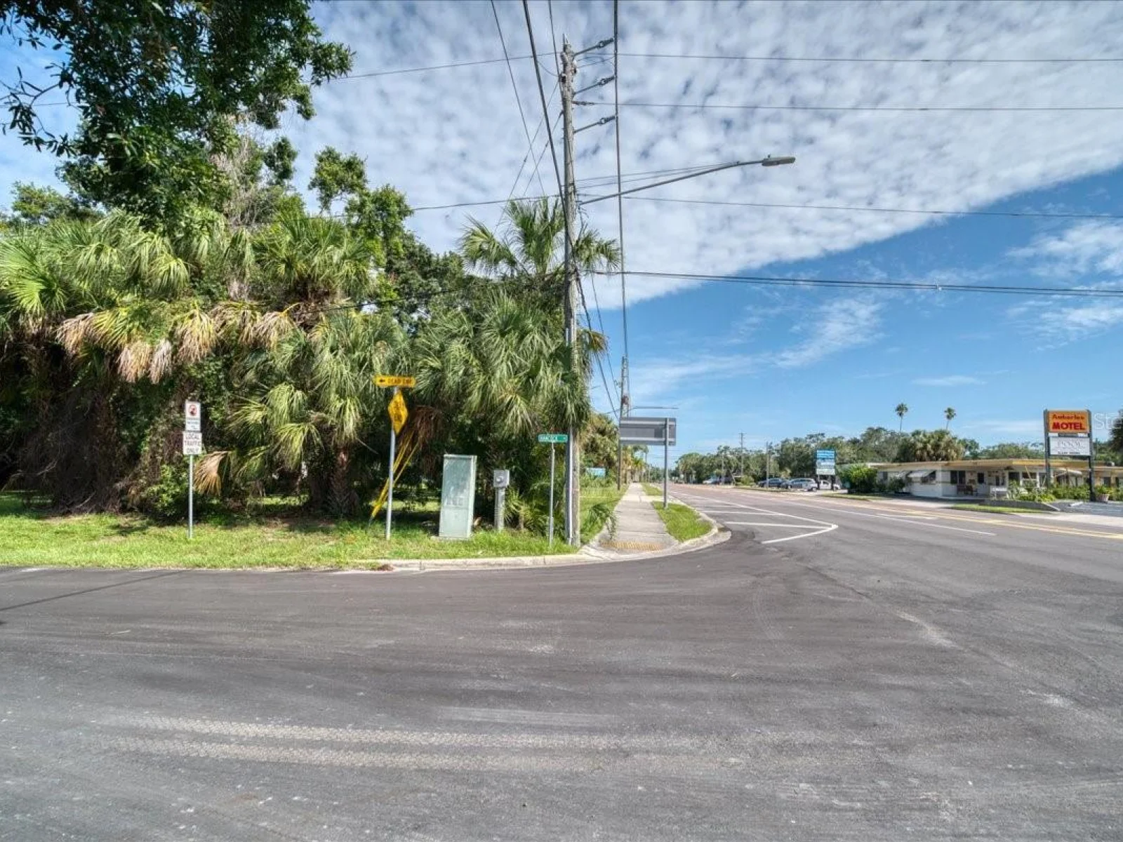 1040 BROADWAY, DUNEDIN, FL — photo 46