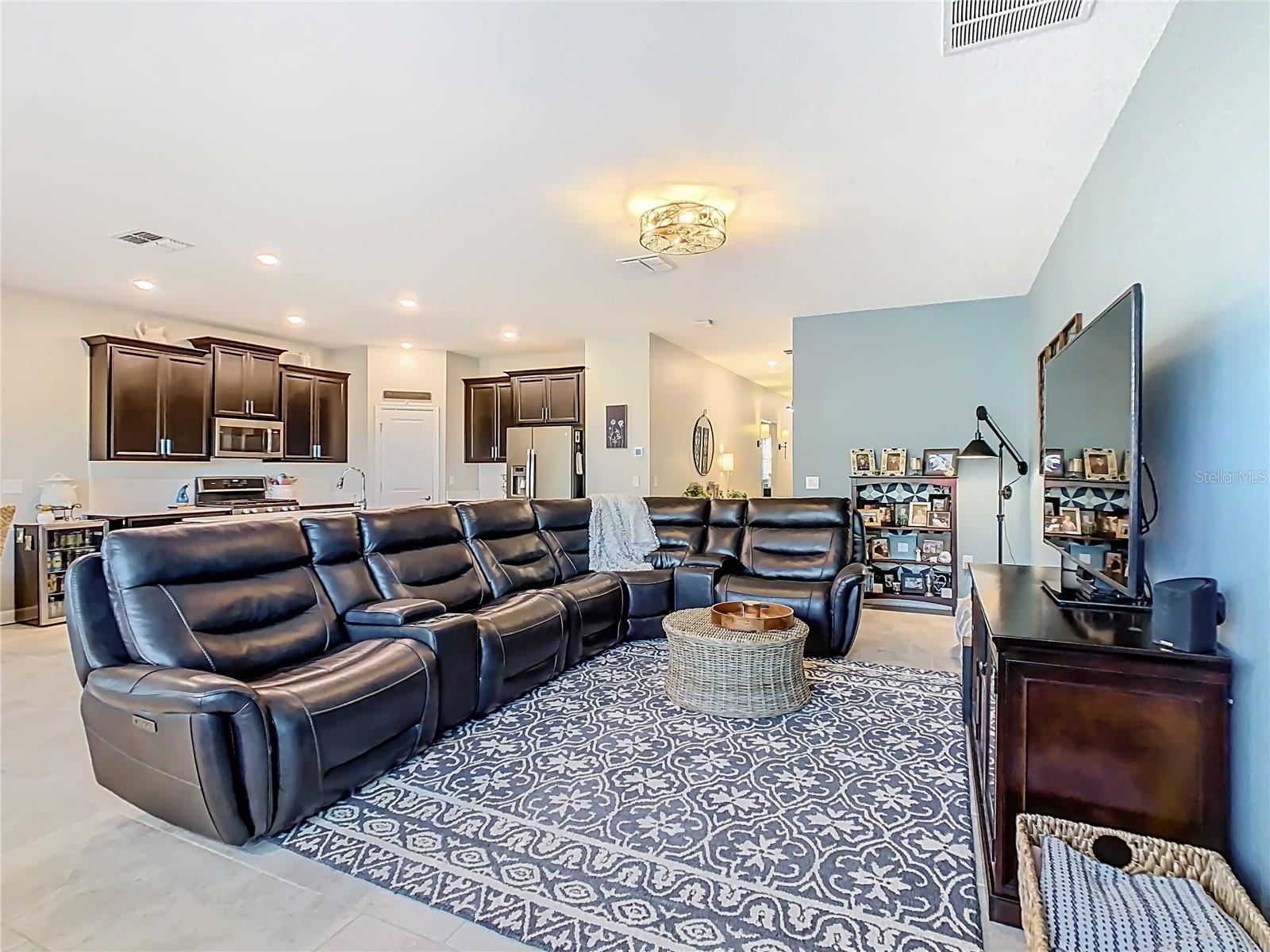 1055 OAK BLUFF DR, DAVENPORT, FL — photo 10
