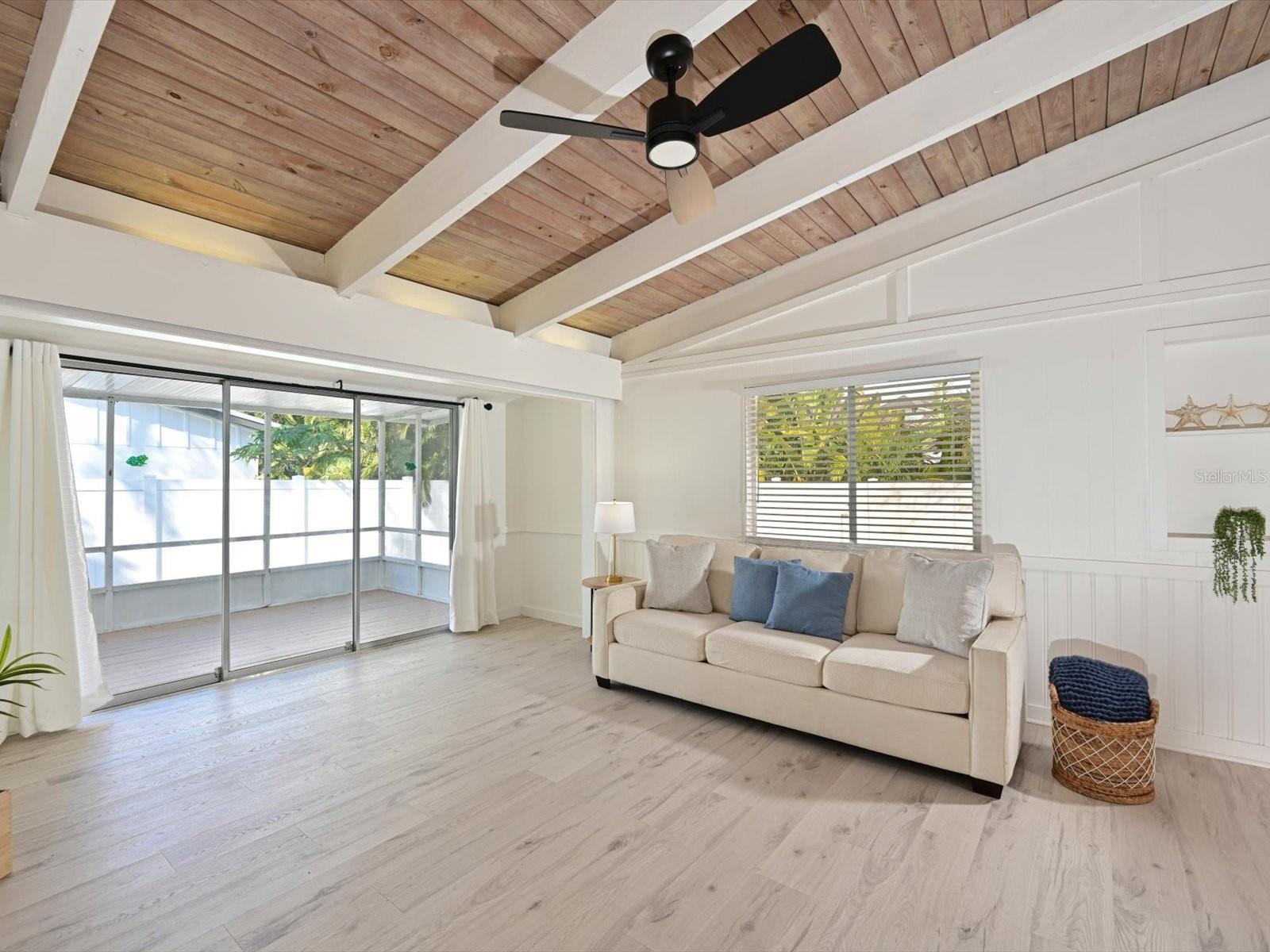 216 GLADIOLUS ST, ANNA MARIA, FL — photo 7