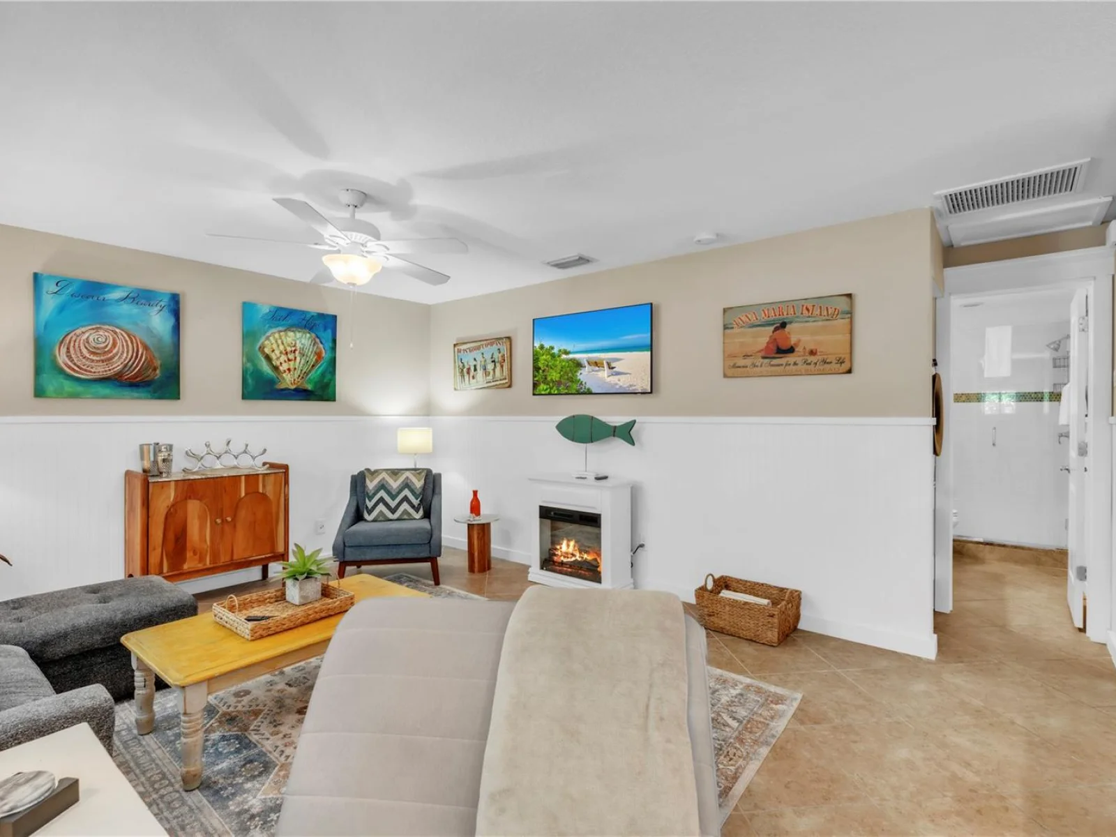 205 PEACOCK LN #A, HOLMES BEACH, FL — photo 6