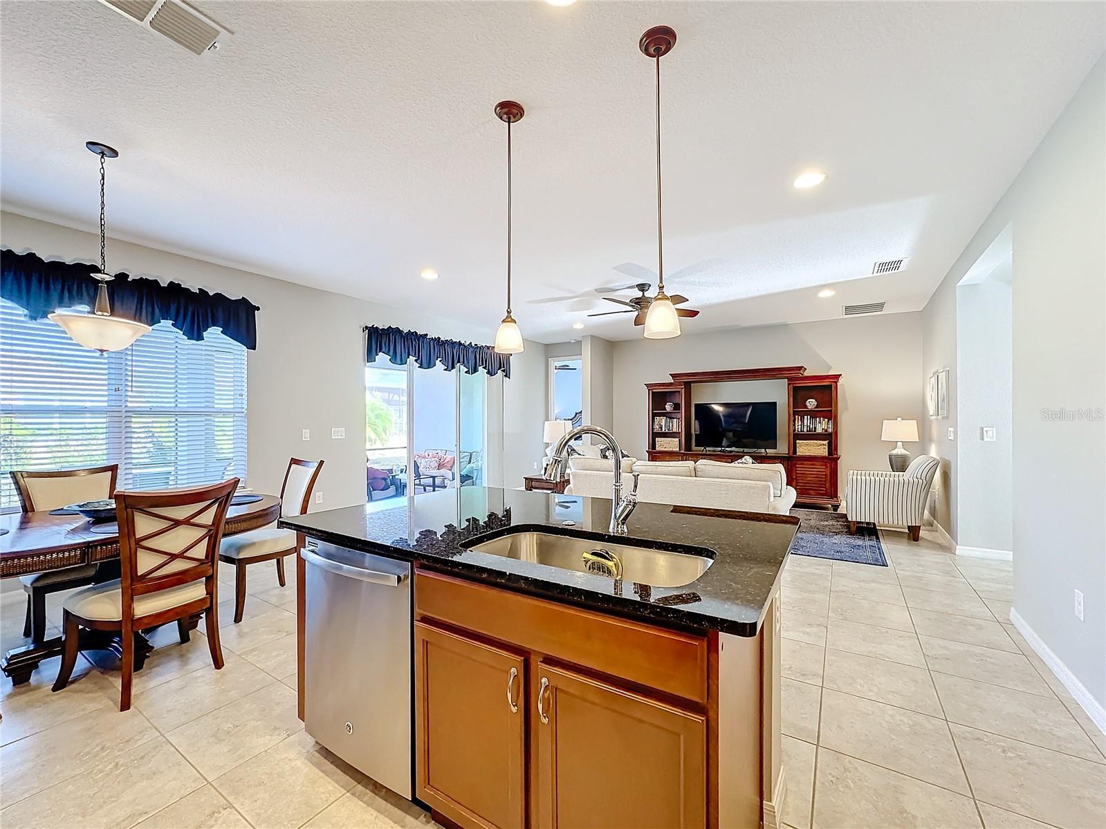 362 VIA TORRENTE DR, KISSIMMEE, FL — photo 17