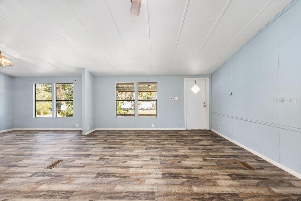 16302 SE 57TH ST, OCKLAWAHA, FL — photo 15