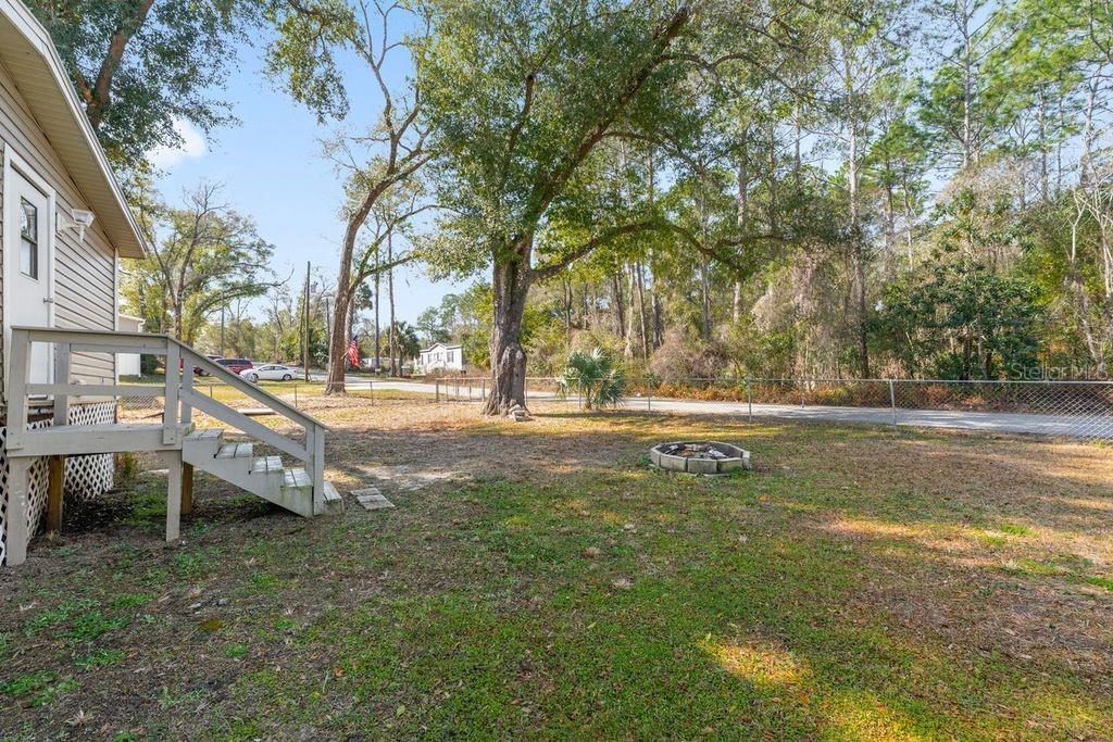 16302 SE 57TH ST, OCKLAWAHA, FL — photo 9