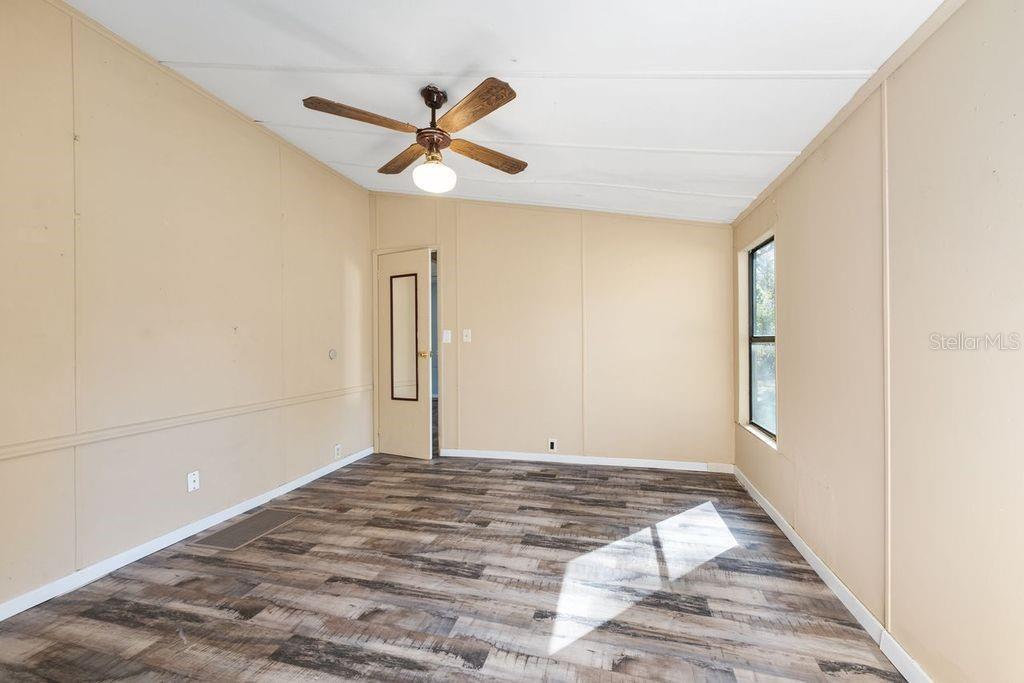 16302 SE 57TH ST, OCKLAWAHA, FL — photo 37
