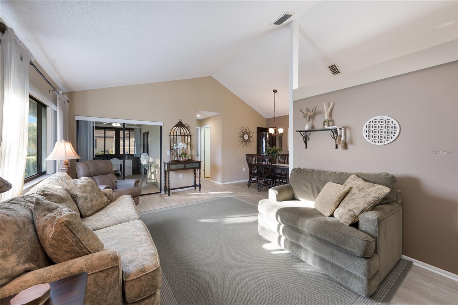 3451 51ST AVENUE CIR W, BRADENTON, FL — photo 10
